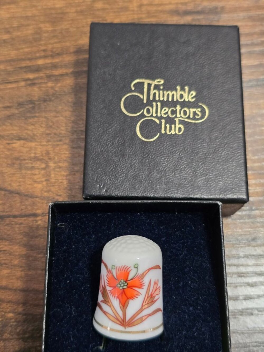 Thimble Collectors Club Porcelain Set 3 Arctic Animals Floral Gold Orange Flower - Picture 5 of 16